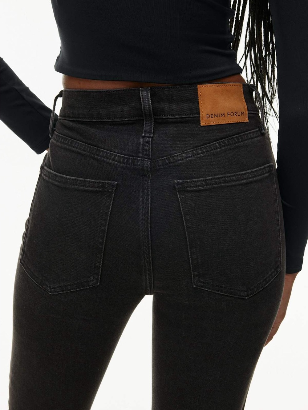 Denim Forum| Aritzia| ‘The Yoko’ Mid-Rise Black Denim Classic Skinny Jeans Sz 24